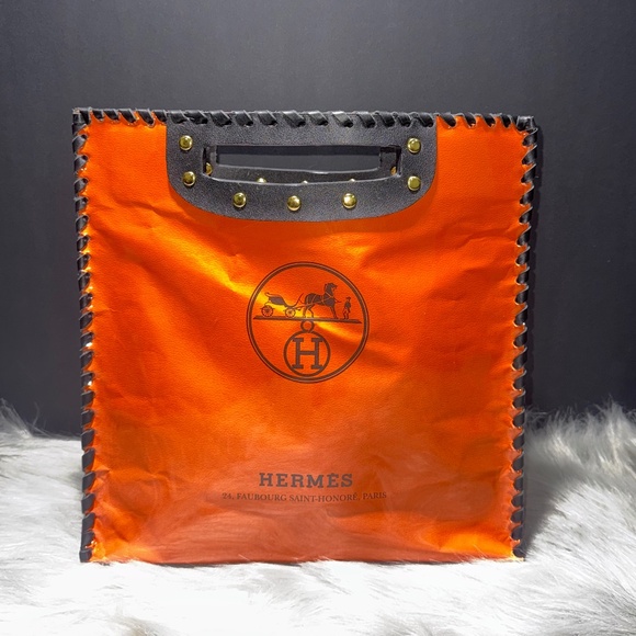 Authentic Hermes Shopping bag covered in PVC with handles and strap - Picture 2 of 7